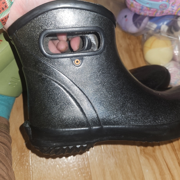Bogs Women's Ankle Glitter Rain Boots, Black Waterproof Slip-On, Size - Picture 3 of 8